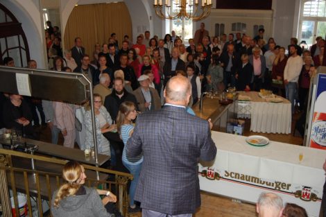 Gutscheine und Eintrittsbänder</br>Neubürgerempfang im Foyer Rathaussaal