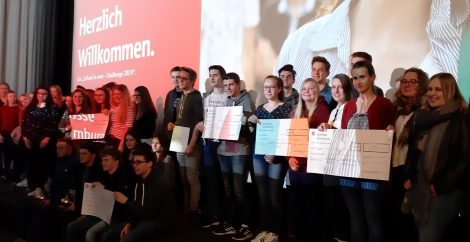 4. Sparkassen-Schülerfilmwettbewerb</br>Ernestinum Rinteln gewinnt „Goldene Elfriede“