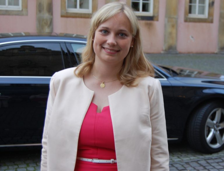 SPD schickt MarjaLiisa Völlers ins RennenDebakel für SPD Schaumburg