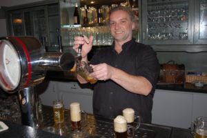 Eveser Krug Öffnung 30.11.16 01
