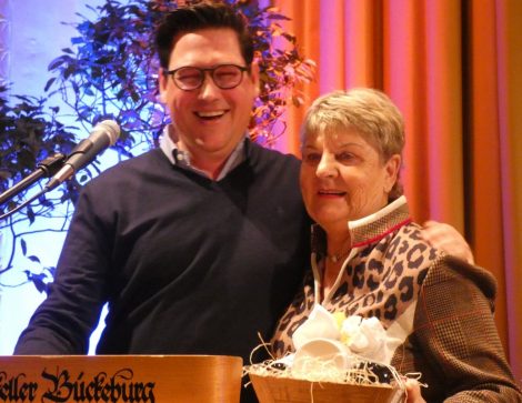 Gratulationen, Festreden und ein „Oma-Knuddler“</br>Senioren Union feiert zehnjähriges Bestehen
