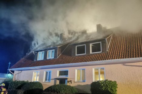 Großeinsatz für die Feuerwehr</br>Eine Person aus lebensbedrohlicher Lage gerettet