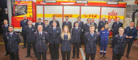 Bürgermeister will „Feuerwehr lernen“ </br>Jahreshauptversammlung mit Ehrungen und Beförderungen