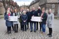 Stadtmarketing übergibt 3.000 Euro </br>Erlöse aus dem Verkauf der Weihnachtskugeln