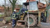 Baggerlader fängt Feuer