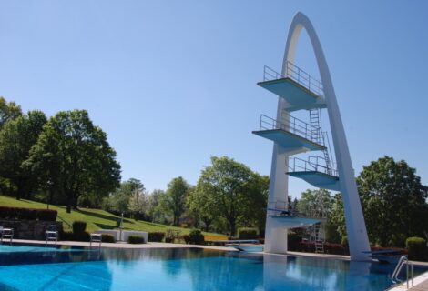 Samstag Anschwimmen: Bergbad startet mit buntem Auftakt in die Freibadsaison