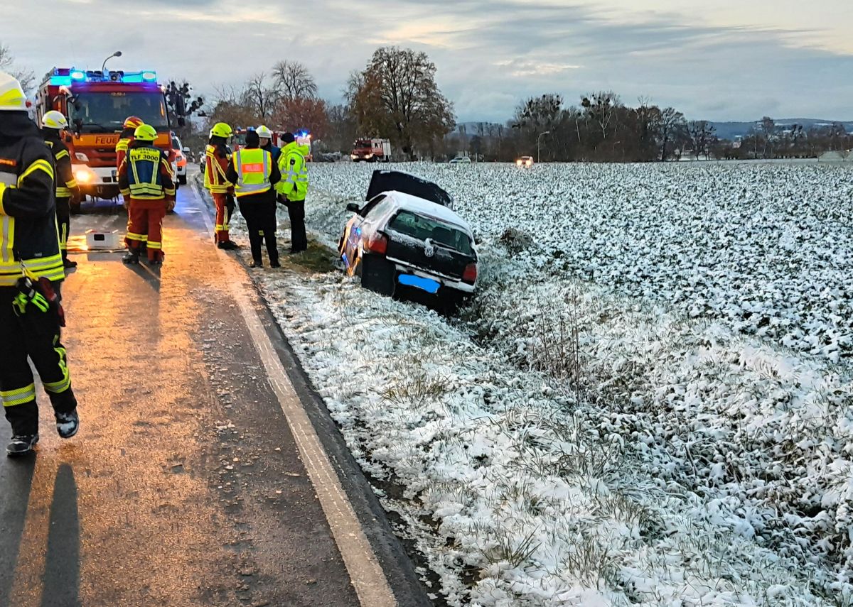 Unfall bei gelben Dauerlicht - Bückeburg-Lokal