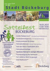 Plakat zum Sattelfest Bückeburg 2025 mit Infos zu Radparcours, Versteigerung, Aktionen und Rahmenprogramm am Rathaus.