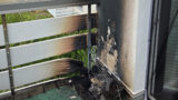 Schwelbrand auf Balkon – Bewohner retten sich rechtzeitig