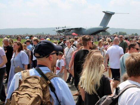 Tausende Besucher strömten nach Bückeburg zum Tag der Bundeswehr