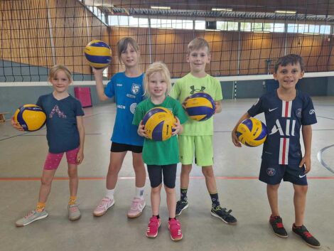 Ferienaktion „Volleyball für Anfänger“ begeistert Kinder in Bückeburg