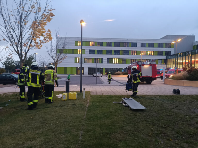 Gebäude, Feuerwehrübung