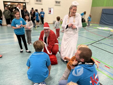 TVE Röcke Adventszauber: Zwischen Schneelandschaft, Tannenbaum und Weihnachtsdisco