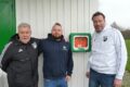 VfL Bückeburg erhält weiteren Defibrillator für die Sportanlage in der Kornmasch