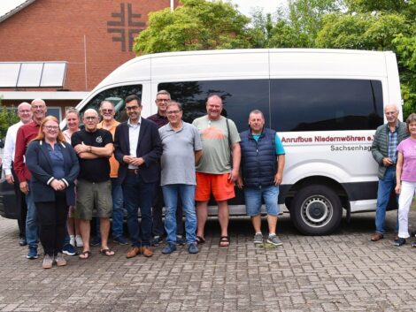 Mehr Mobilität – SPD-Kreistagsfraktion besucht Verein Anrufbus in Niedernwöhren
