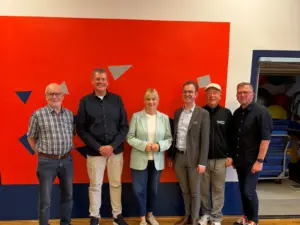 Hermann Albers, Heiko Heinz, Marja-Liisa Völlers, Tobias Kranz, Frank Konczak und Bodo Böke beim TSV Krainhagen